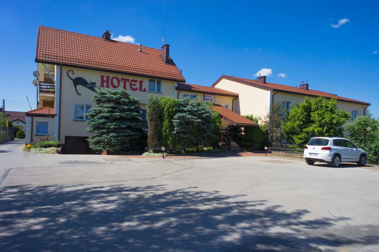 Hotel Kot Siestrzen Exterior foto